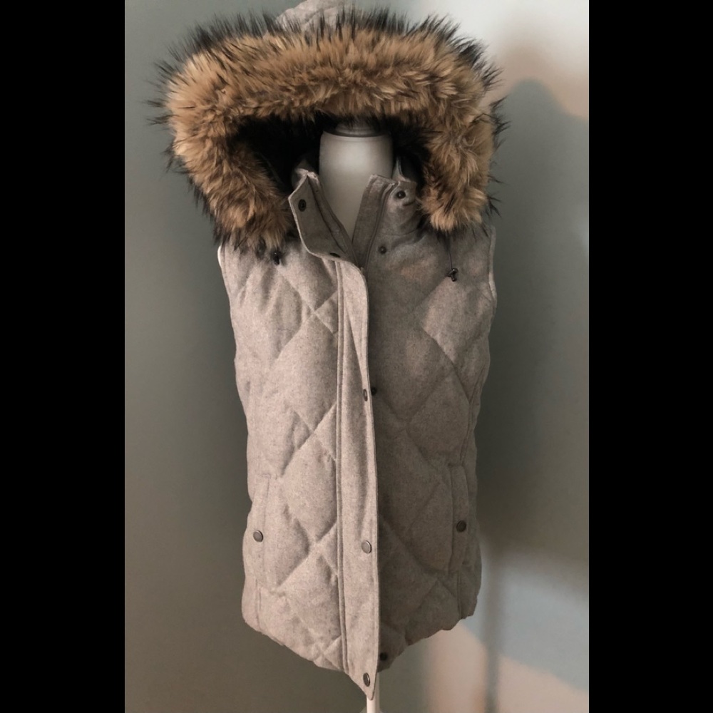 Lands End Vest - grey - size medium